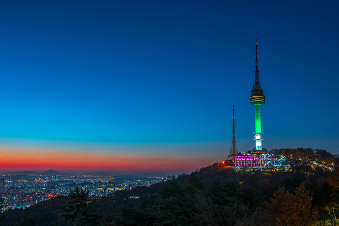 3.남산_shutterstock_754596892